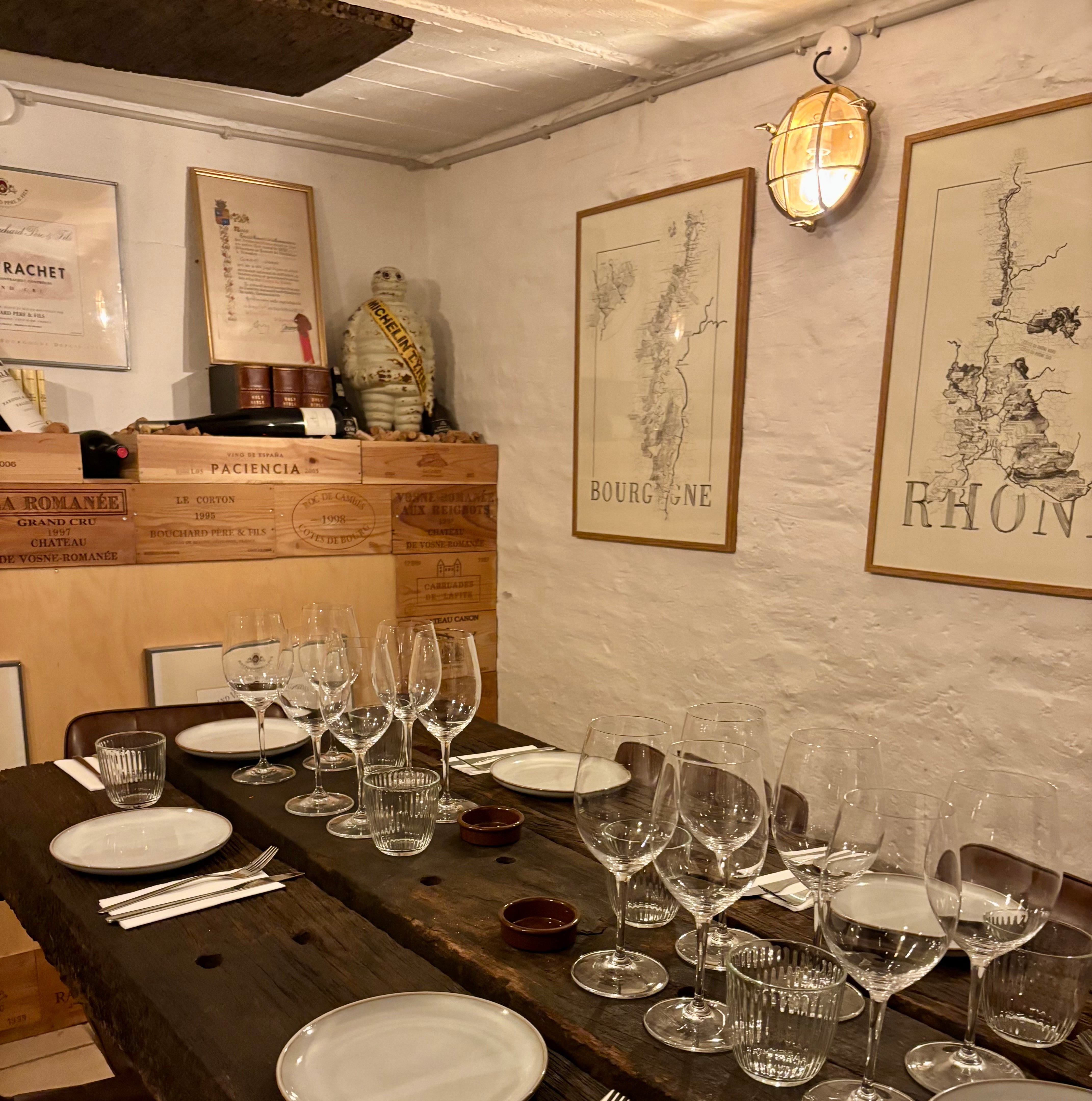 Nyd en komplet Vinsmagning for 2 personer